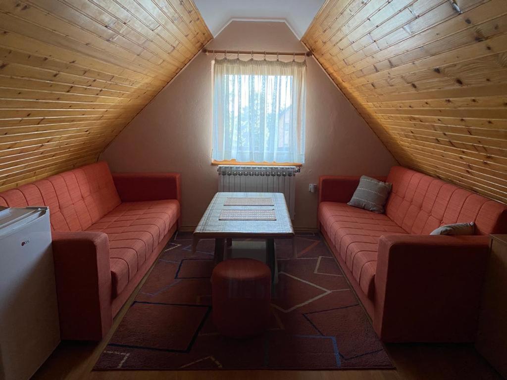 Apartmani Marija Яхорина Екстериор снимка