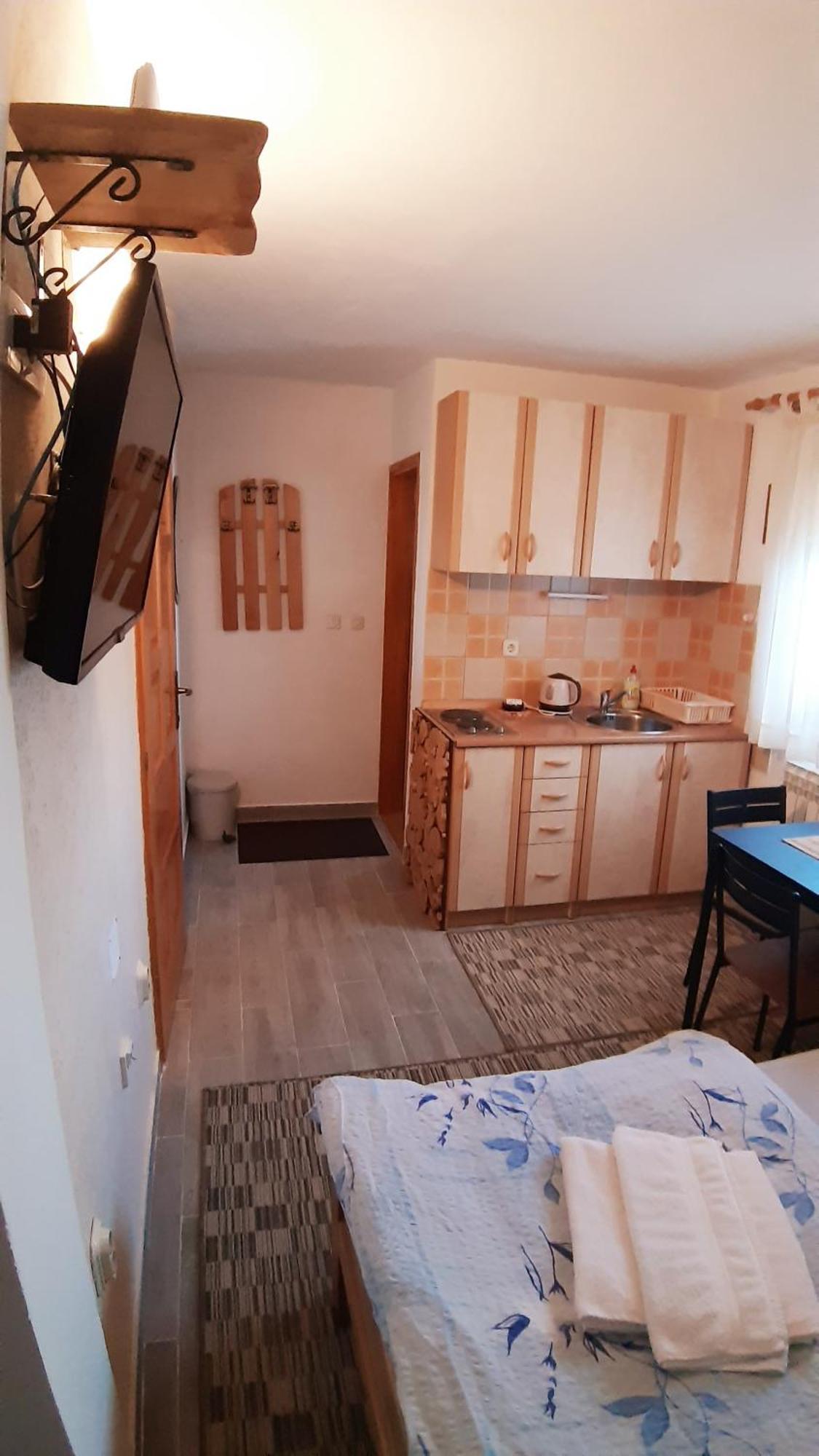 Apartmani Marija Яхорина Екстериор снимка