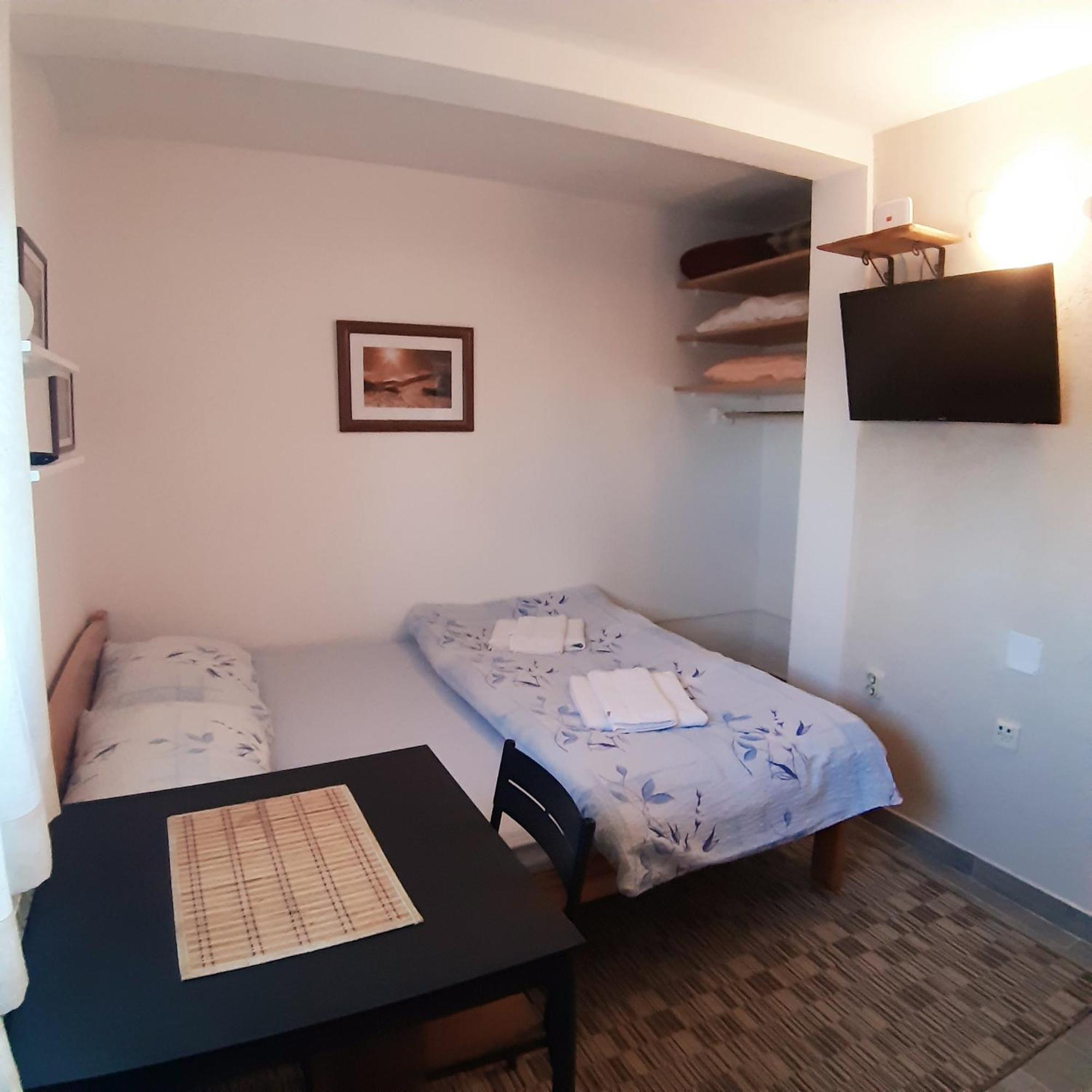 Apartmani Marija Яхорина Екстериор снимка